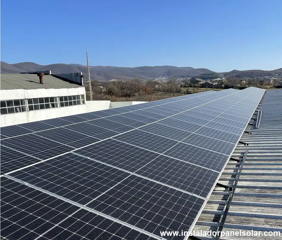 placas solares nave industrial